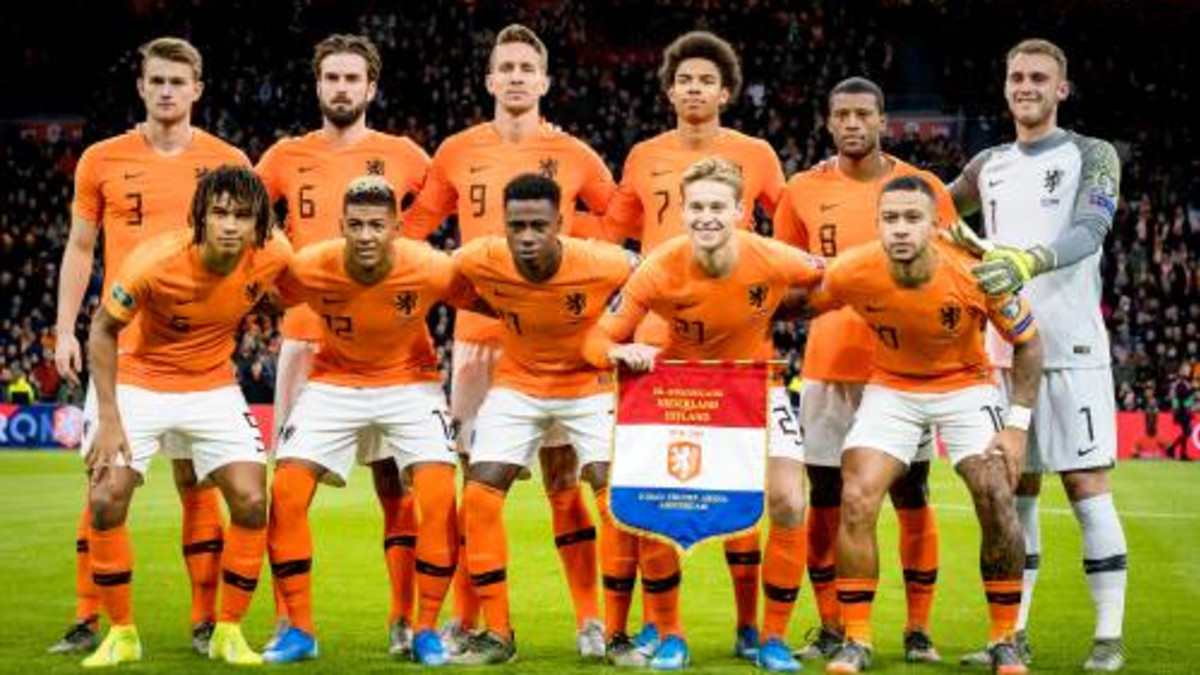 Oranje sluit jaar af als nummer 14 van de wereld