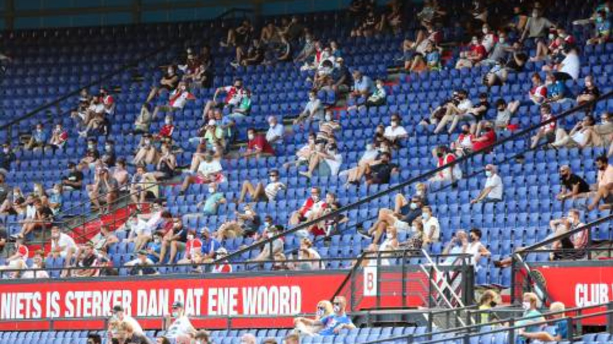 Feyenoord mag tegen FC Twente 5000 fans toelaten