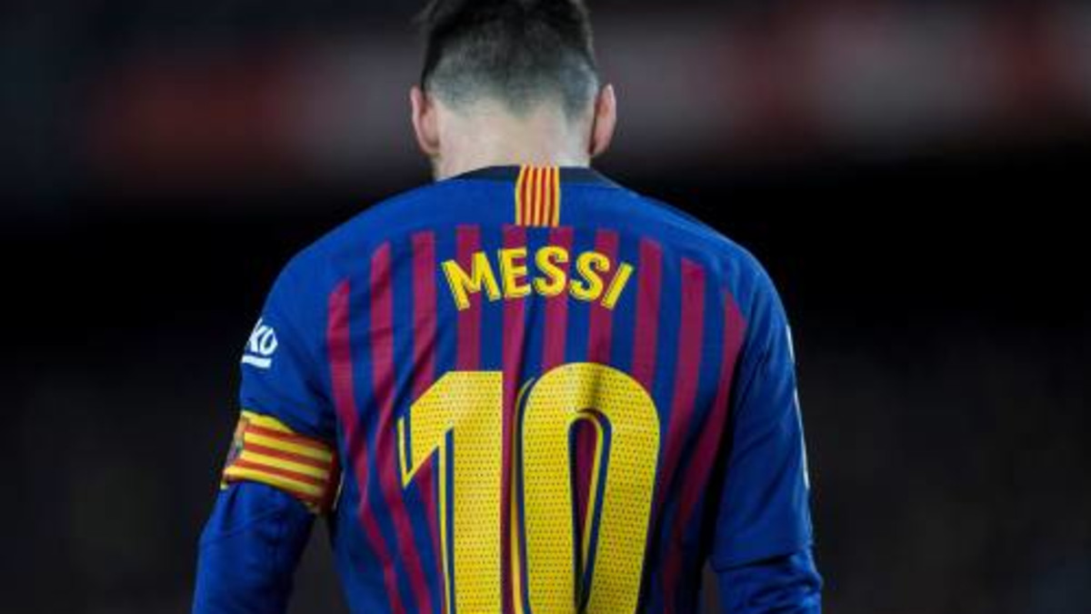 Messi traint en zit in selectie voor Clásico