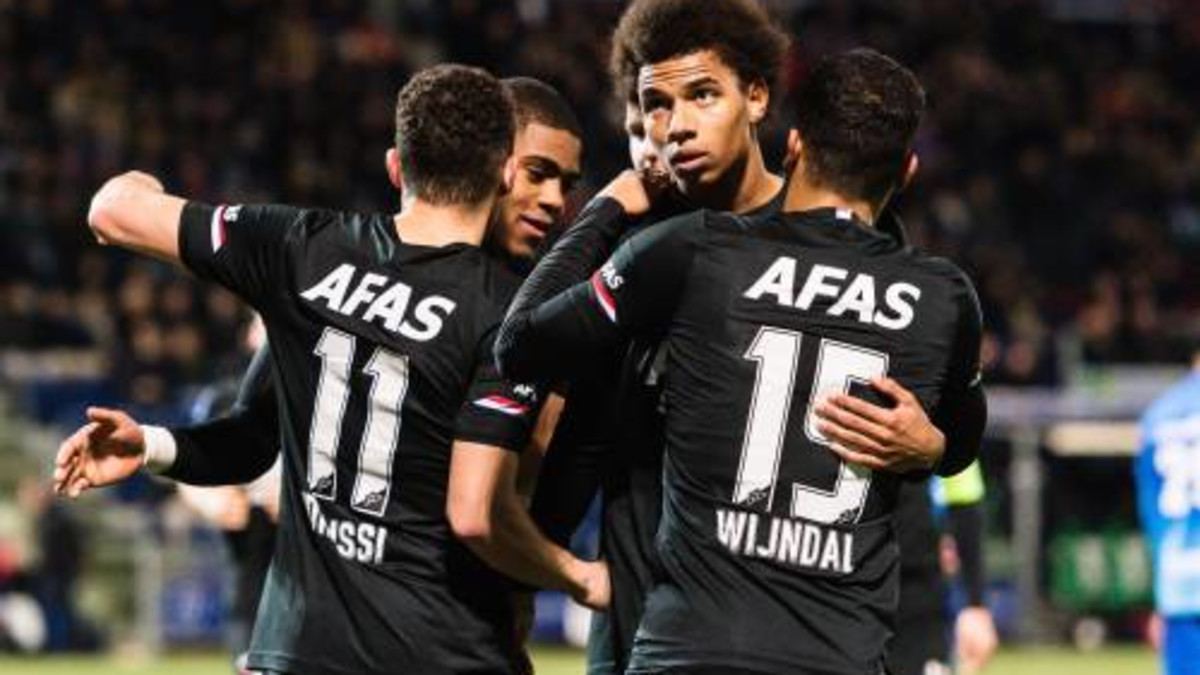 AZ loopt in op Ajax met winst in Zwolle